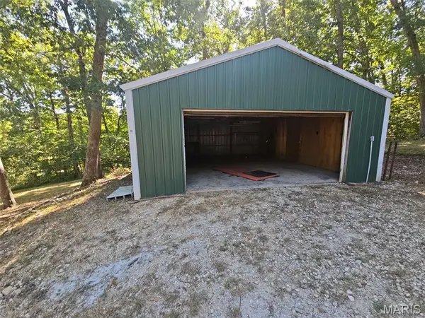 1618 Navajo TRL, Robertsville, MO 63072