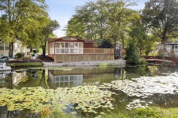 177 Fossil Cove LN, Wilmington, IL 60481