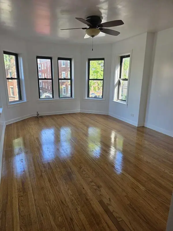 6418 N ALBANY AVE #2E, Chicago, IL 60645