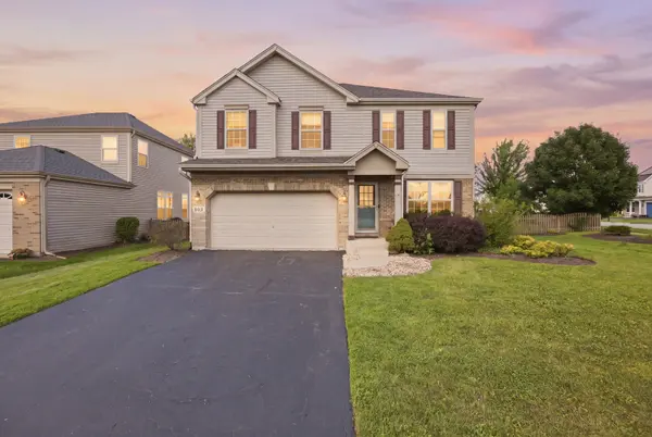 193 Bloomfield DR, Woodstock, IL 60098