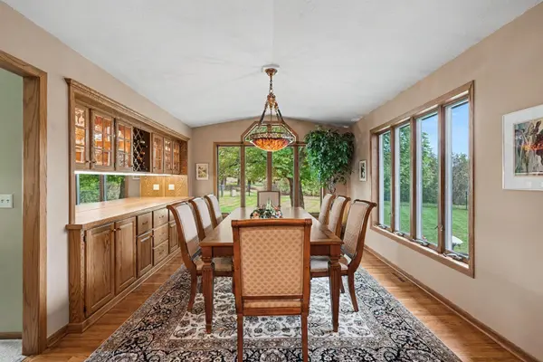 712 Highland DR, New Prague, MN 56071