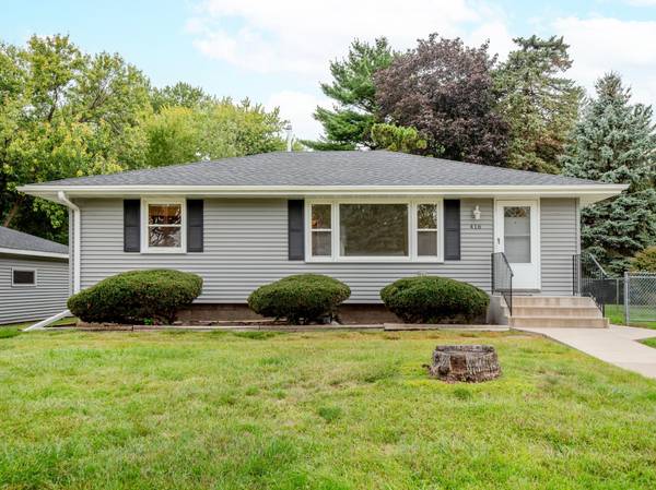 416 21st AVE S, South Saint Paul, MN 55075