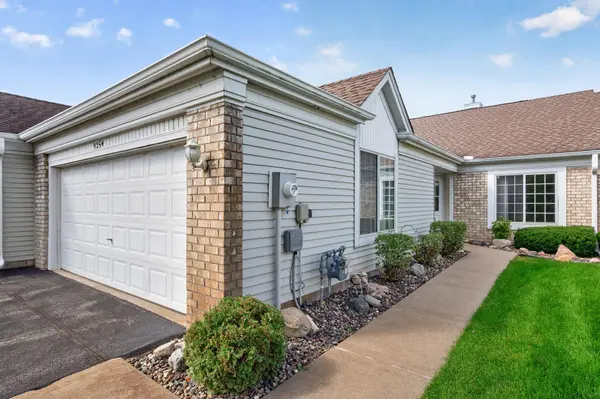9254 Prairieview TRL N, Champlin, MN 55316