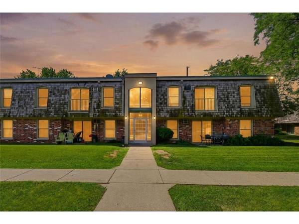 908 9th AVE S #7, Hopkins, MN 55343