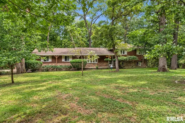 11831 Hickory Springs DR, Brimfield, IL 61517