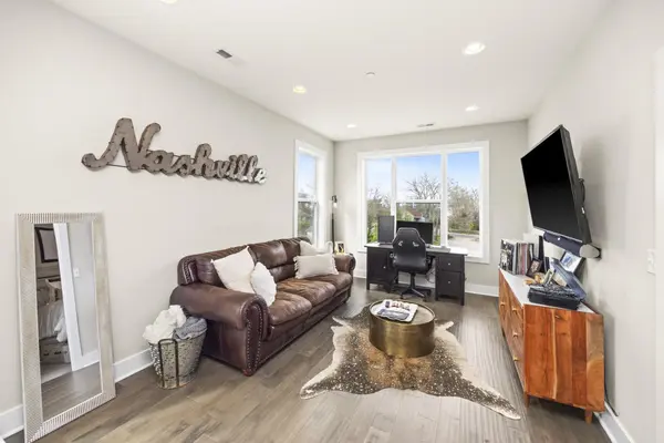 519 27th Ave #N #301, Nashville, TN 37209