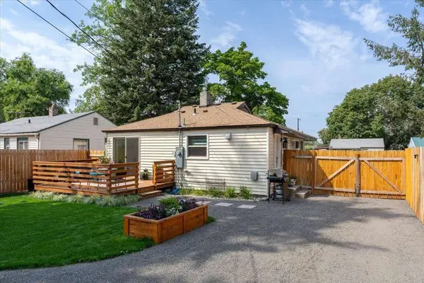 5624 N ALBERTA St, Spokane, WA 99205