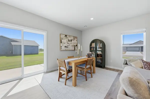 3590 E Bearsden St, Derby, KS 67037-7820