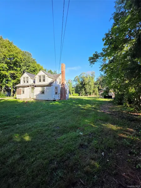 37200 Main RD, Cutchogue, NY 11935