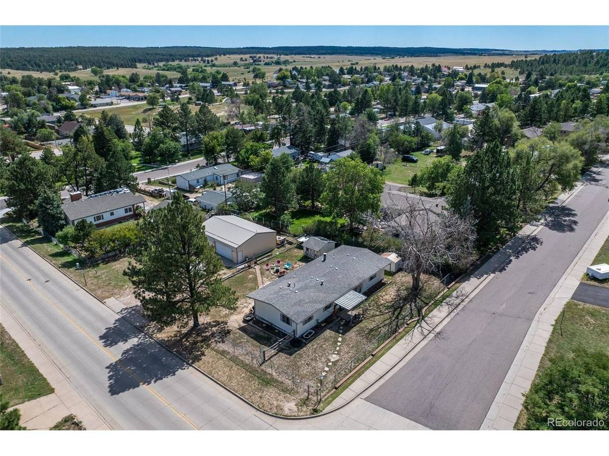 396 W Elm, Elizabeth, CO 80107