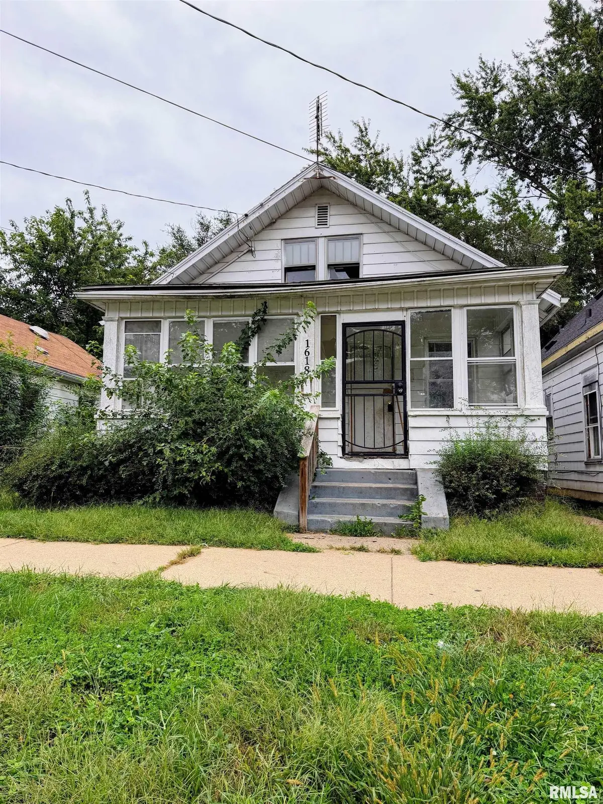 1618 S STANLEY ST, Peoria, IL 61605