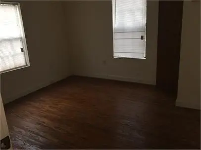 1100 Chihuahua ST, Lockhart, TX 78644