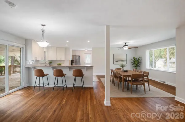 6414 Elmwood CIR, Charlotte, NC 28214