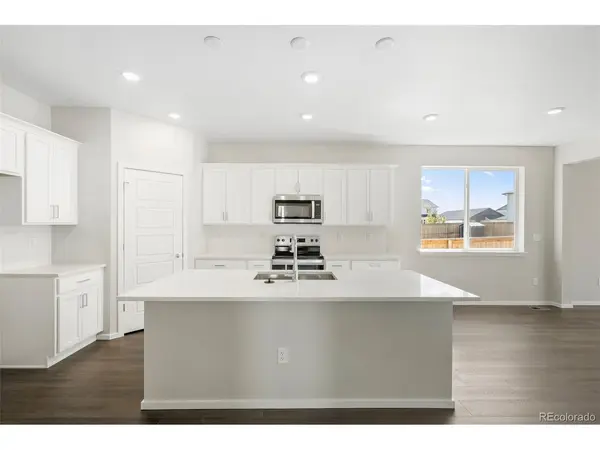 2727 Nantucket, Strasburg, CO 80136