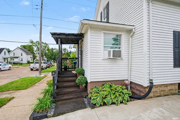 717 N vine ST, Elkhart, IN 46514