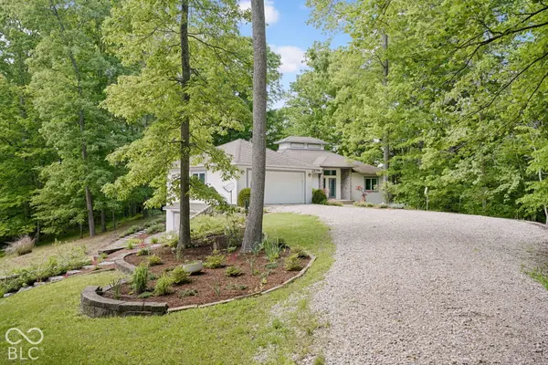 6889 Foremans Passage RD, Nashville, IN 47448