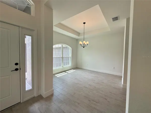 15585 ALDAMA CIR, Port Charlotte, FL 33981