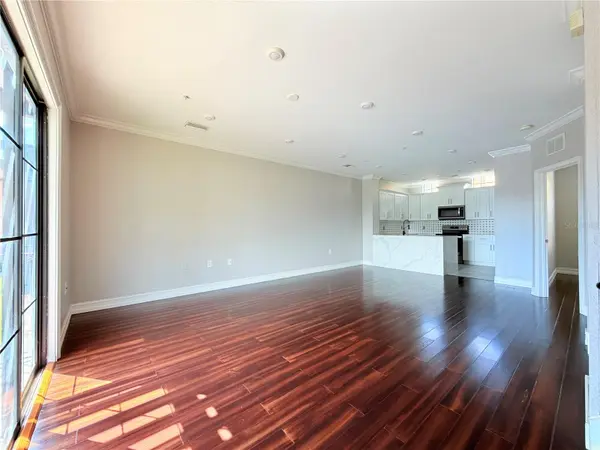 6117 METROWEST BLVD #105, Orlando, FL 32835