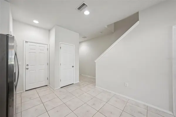 4935 WHITE SANDERLING CT, Tampa, FL 33619