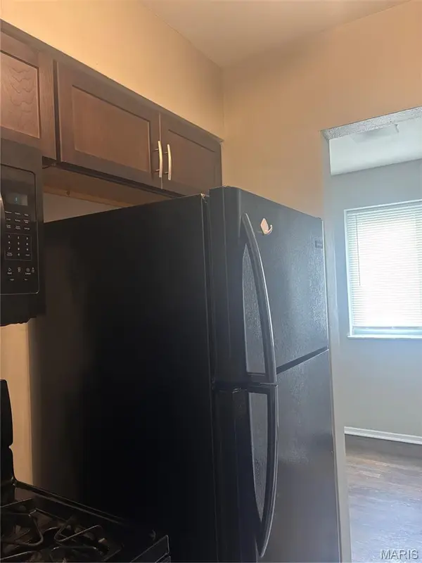 5601 Dewey AVE #107, St Louis, MO 63116