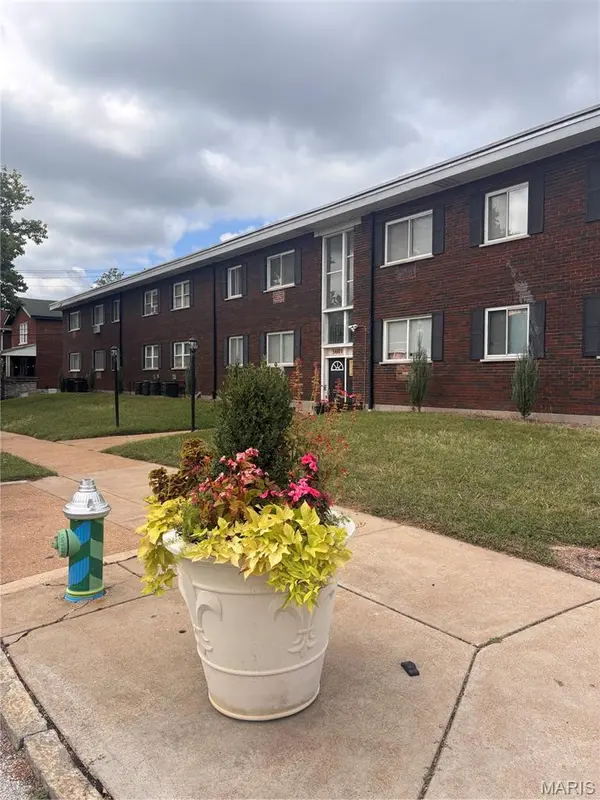 5601 Dewey AVE #107, St Louis, MO 63116