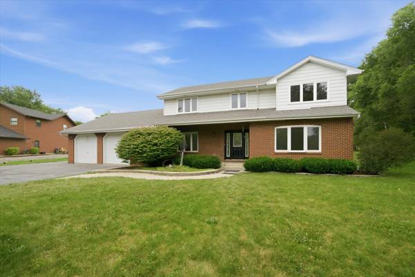 518 Meadow CT, Winthrop Harbor, IL 60096