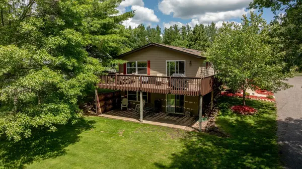 13335 E Shore RD, Crosslake, MN 56442