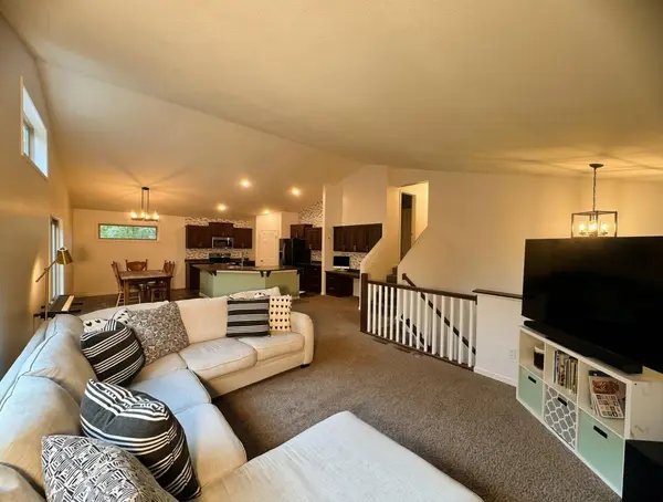 8609 Sugarberry CRK, Brainerd, MN 56401