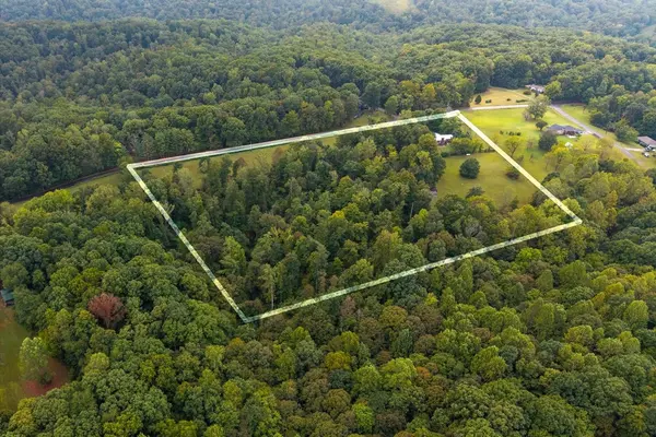 1125 Timber Ridge Road, Charlotte, TN 37036
