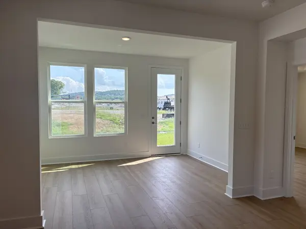 507 Scarlet Oak Rd, Lebanon, TN 37090