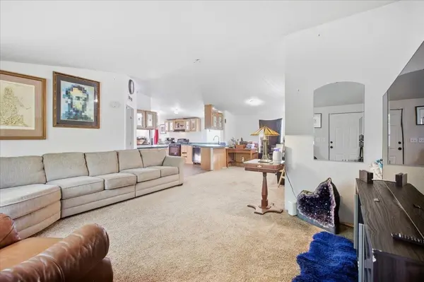 5016 E FREDERICK Ave, Spokane, WA 99217