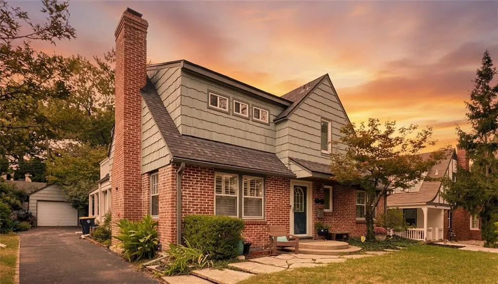 6848 Locust ST, Kansas City, MO 64131