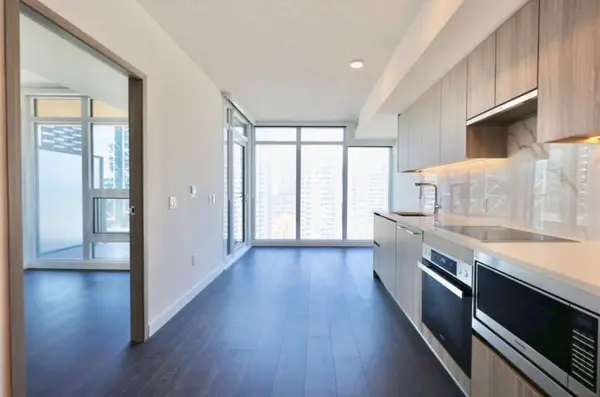 1 Concord cityplace WAY #2001, Toronto C01, ON M5V 0X3