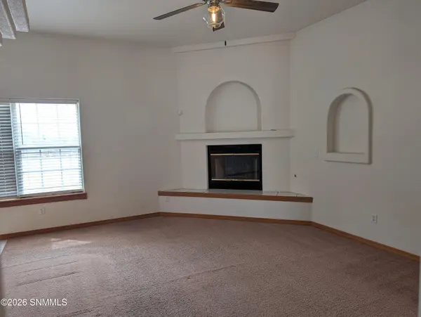 2417 Bugatti DR, Las Cruces, NM 88001