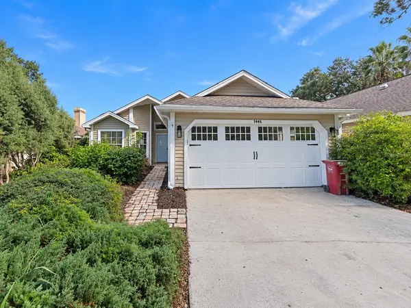 1446 WALDEN OAKS PL, Plant City, FL 33563