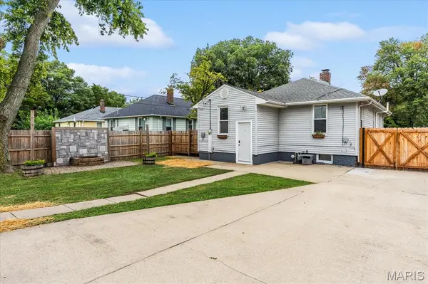 719 S Vine ST, O'fallon, IL 62269