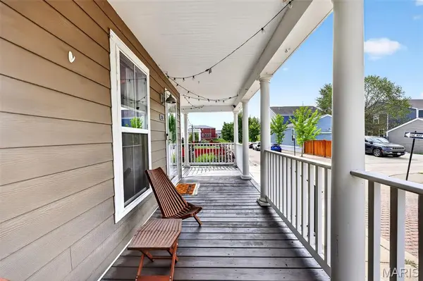 3213 Camp ST, St Charles, MO 63301