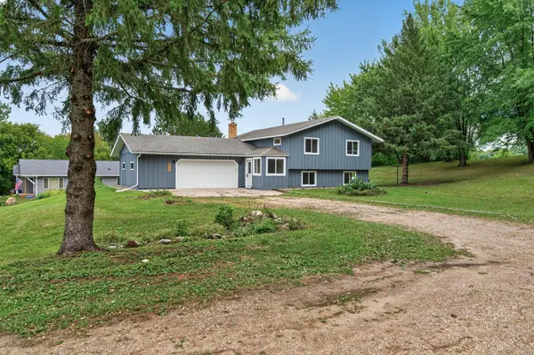 8853 17th ST SE, Buffalo, MN 55313