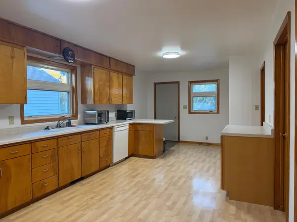 421 9th ST, International Falls, MN 56649