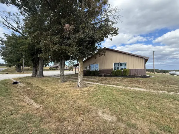 2994 N Highway E, Norwood, MO 65717