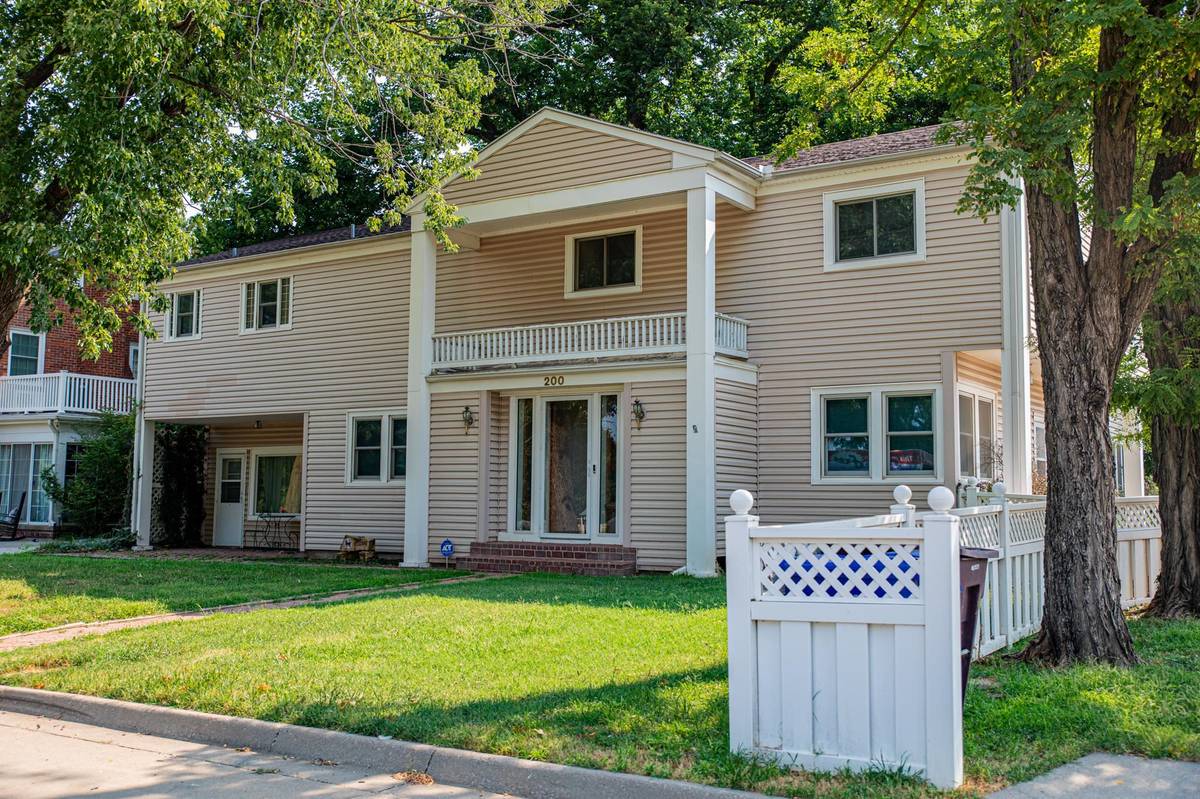 200 N Lakeside, Mcpherson, KS 67460