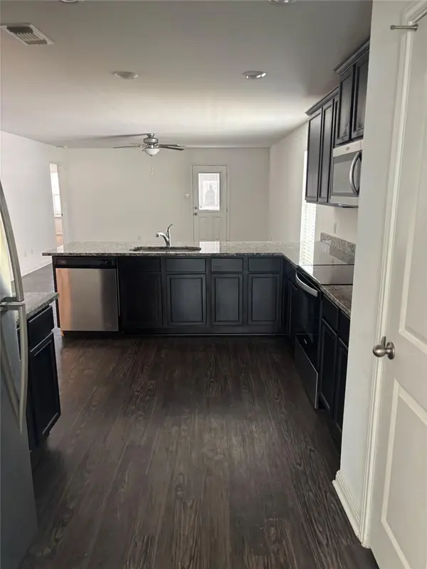 133 Dupont PASS, Jarrell, TX 76537