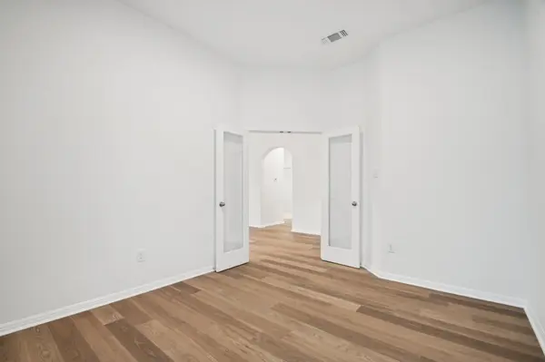 326 Dogvane CIR, Kyle, TX 78640