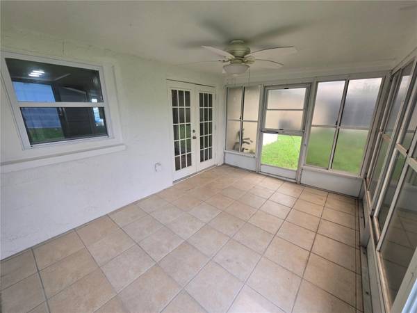 2055 NORFOLK DR, Holiday, FL, 34691 photo 24