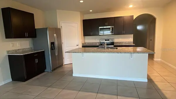 906 BIG BEND AVE, Orange City, FL 32763