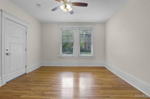 6115 Washington BLVD #102, St Louis, MO 63112