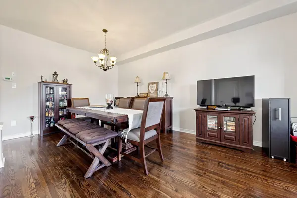 49 Osprey DR, Vaughan, ON L4H 2G7