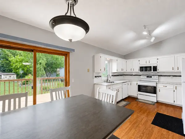 7005 Jocelyn AVE S, Cottage Grove, MN 55016
