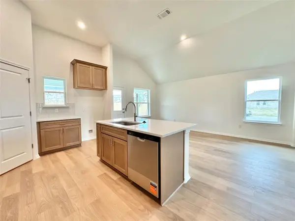 439 Backstays LOOP, Kyle, TX 78640