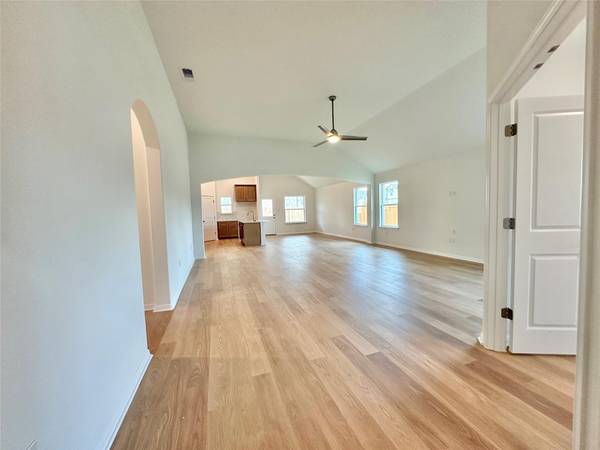 439 Backstays LOOP, Kyle, TX 78640